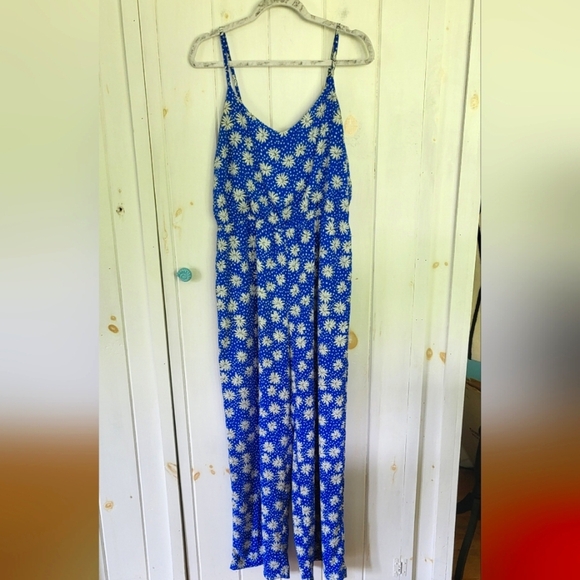 Skies Are Blue Ditsy Daisy Adjustable Strap Jumpsuit - Picture 1 of 8